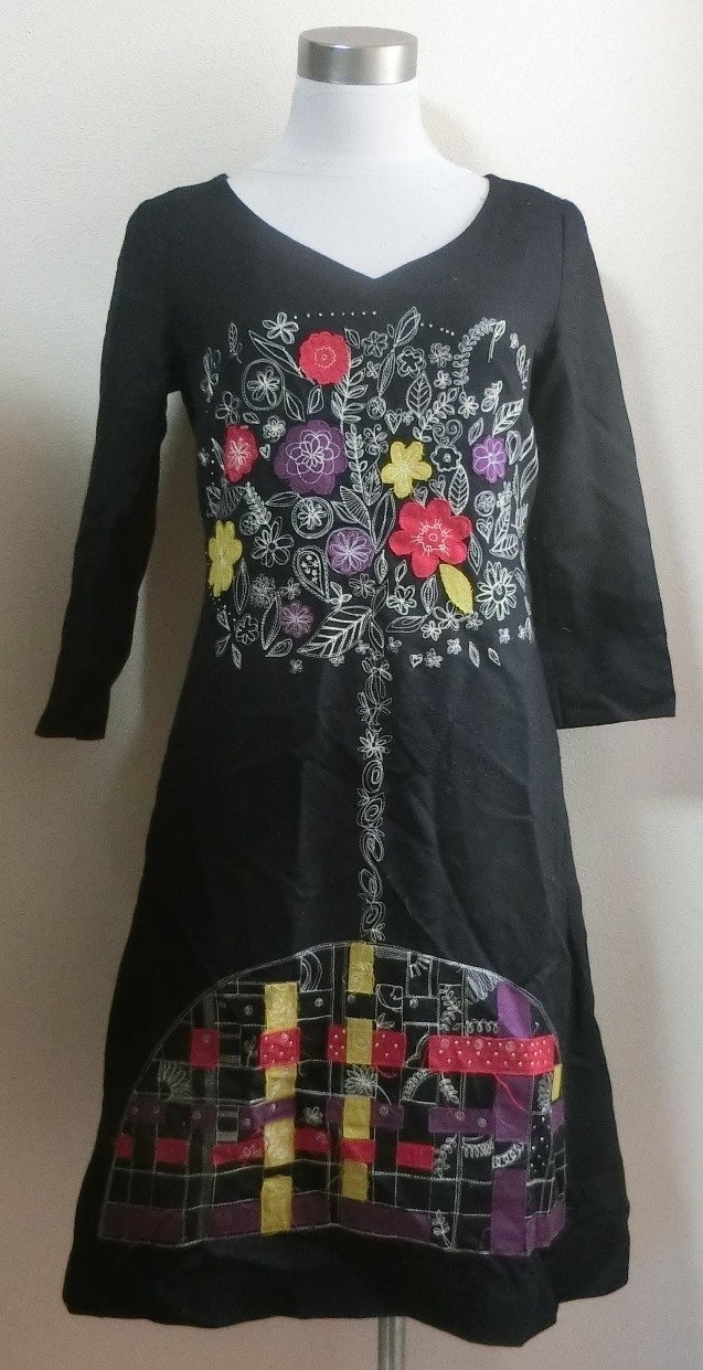 433.花刺繍＆パッチワーク風刺繍黒8部袖ワンピース - Casa de Sybilla