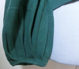 grvnecksleevevolumepullover3.JPG