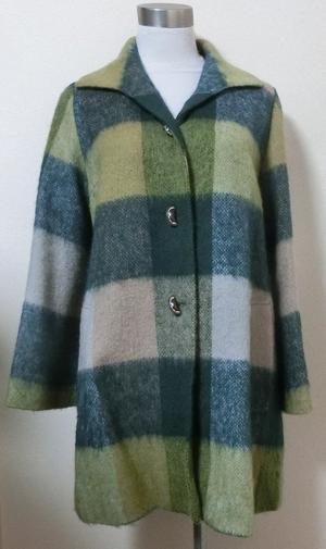 biggrcheckwoolhalfmoonbotancoat1.JPG