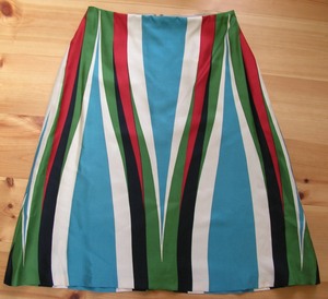 colorfulskirt1.JPG