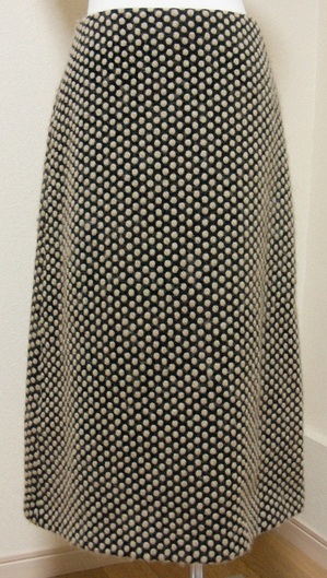 dotlongskirt1.JPG