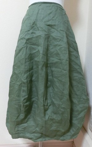 khakiballoonskirt1.JPG