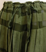 maccyalongborderskirt2.JPG