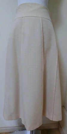 usudenatubejusuitskirt1.JPG